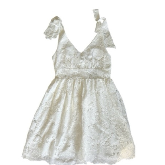 Layered With Love White, Sleeveless Tie Shoulder Scallop Hem Mini Dress Elegant - Picture 2 of 9